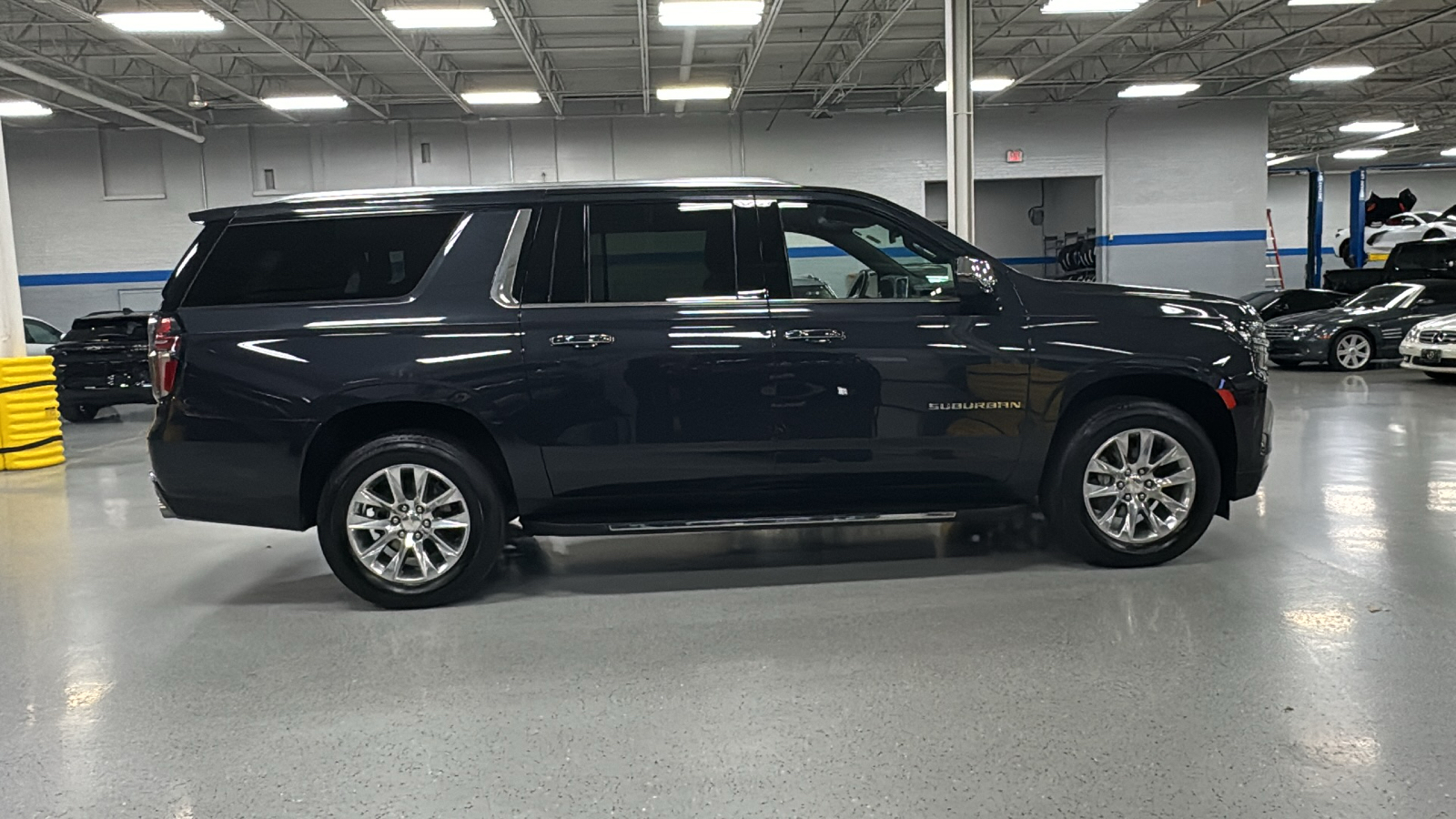 2022 Chevrolet Suburban Premier 2