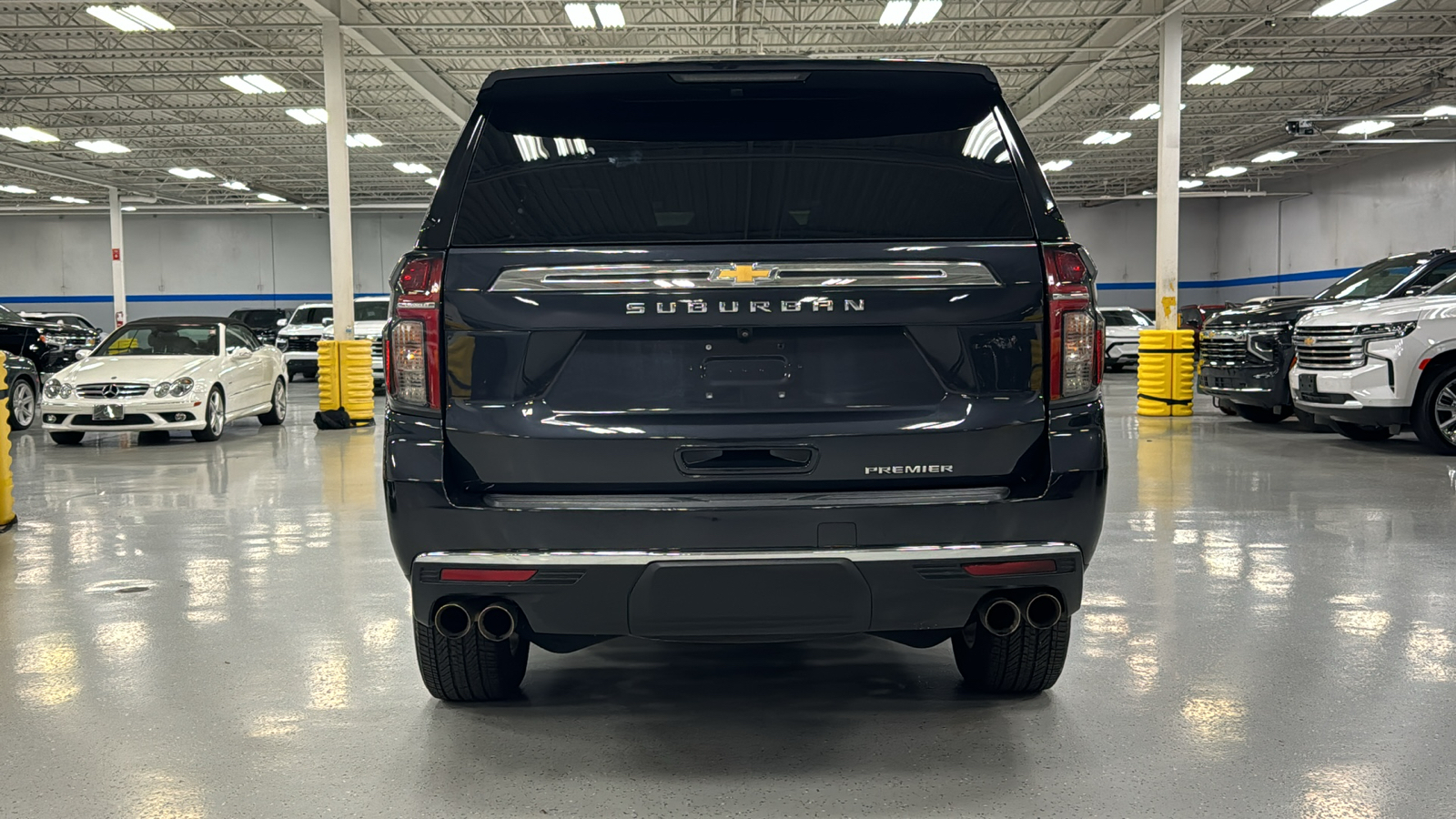 2022 Chevrolet Suburban Premier 4