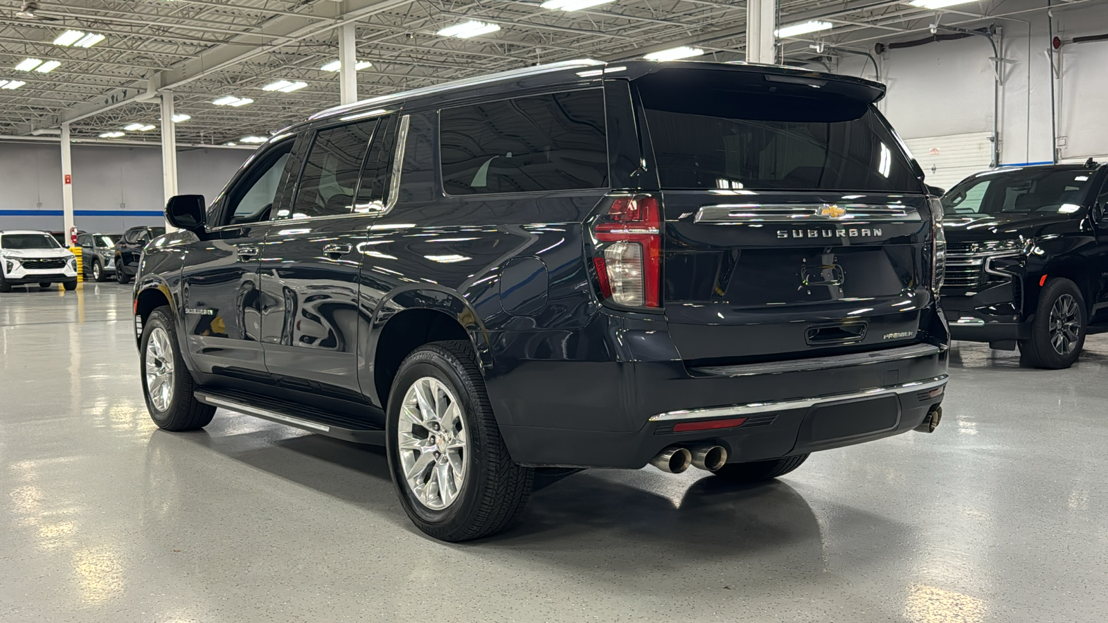 2022 Chevrolet Suburban Premier 6