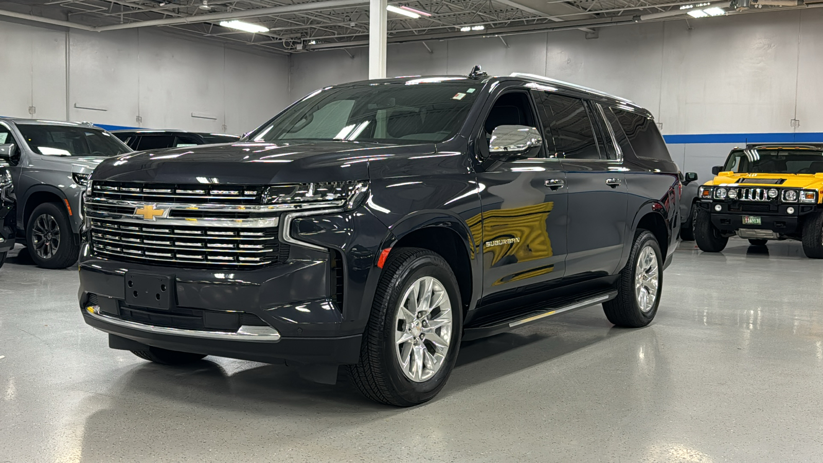 2022 Chevrolet Suburban Premier 20