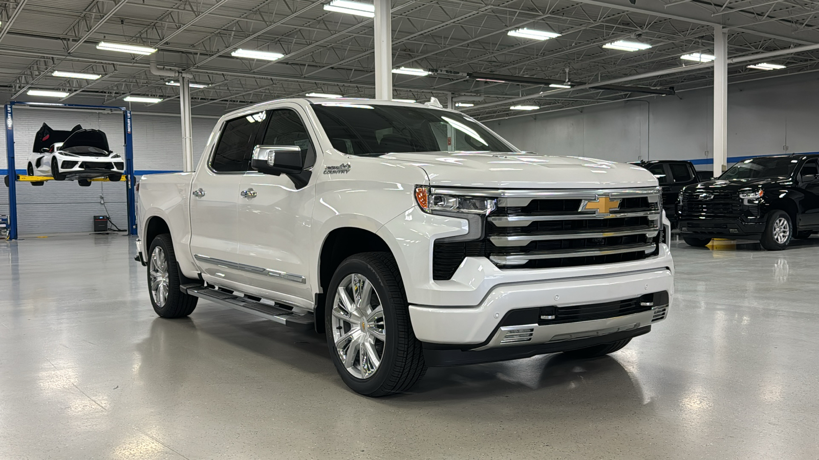 2025 Chevrolet Silverado 1500 High Country 1