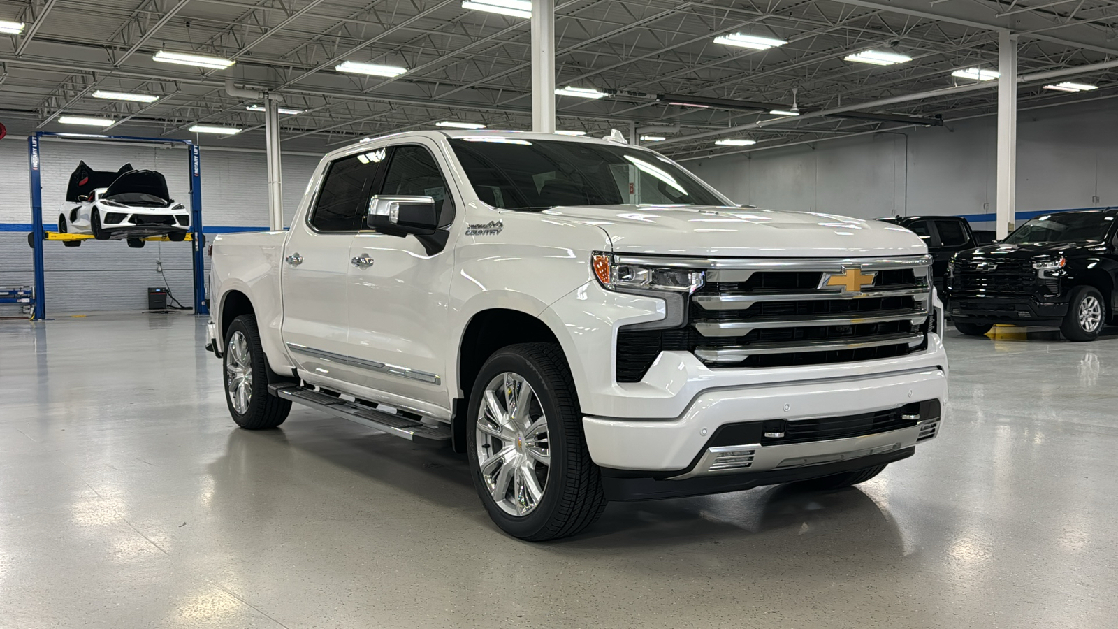 2025 Chevrolet Silverado 1500 High Country 2