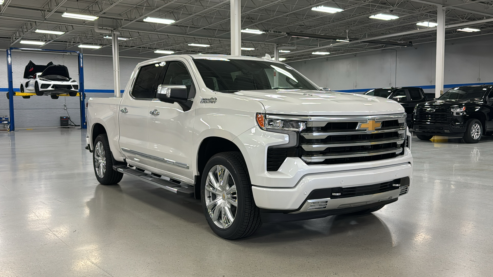 2025 Chevrolet Silverado 1500 High Country 3