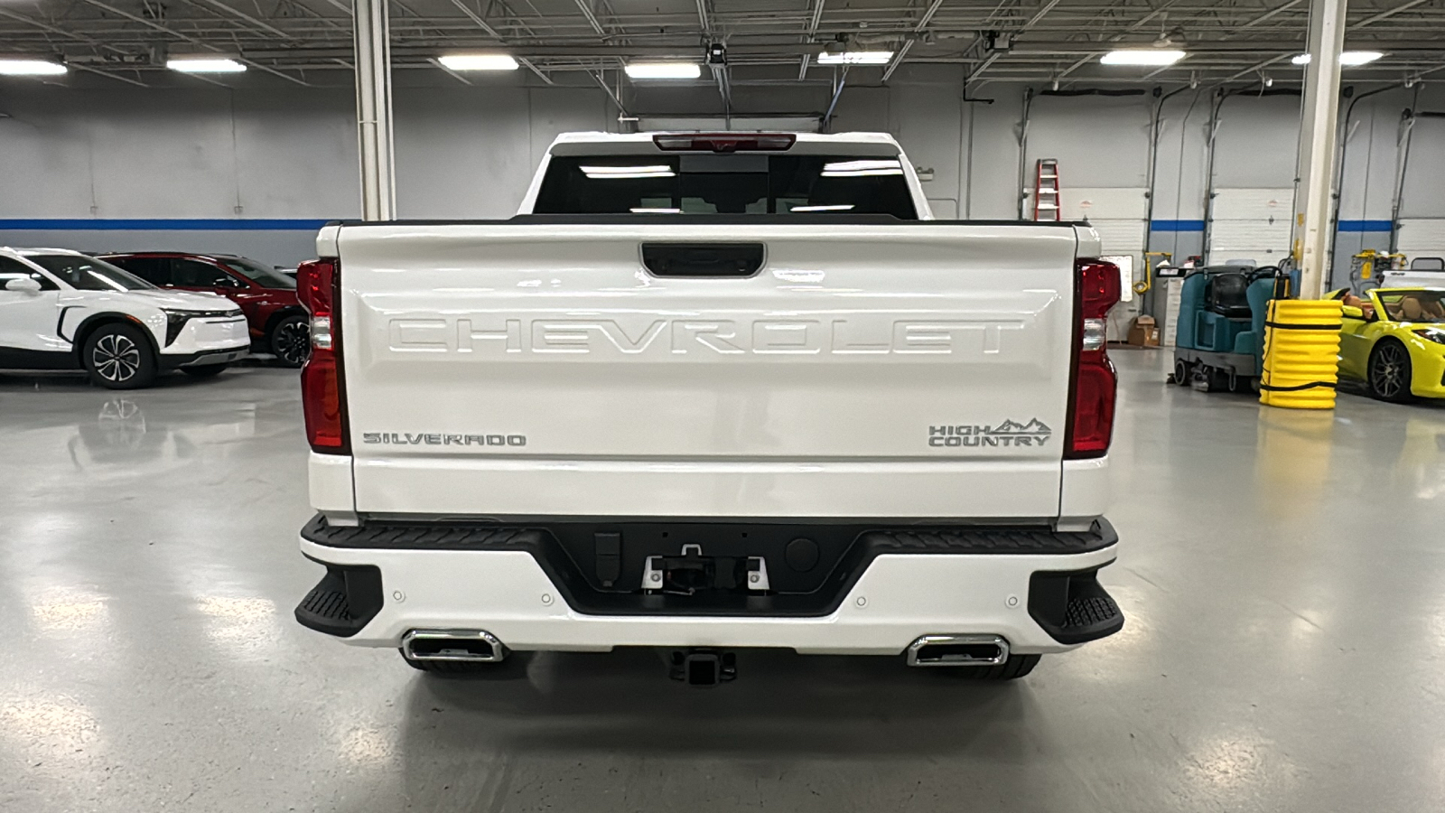 2025 Chevrolet Silverado 1500 High Country 6