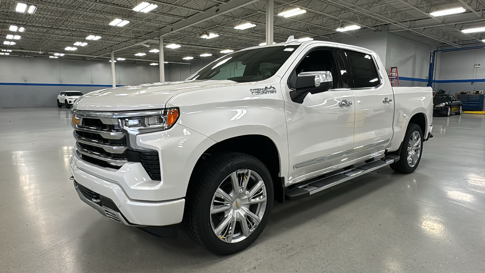 2025 Chevrolet Silverado 1500 High Country 23