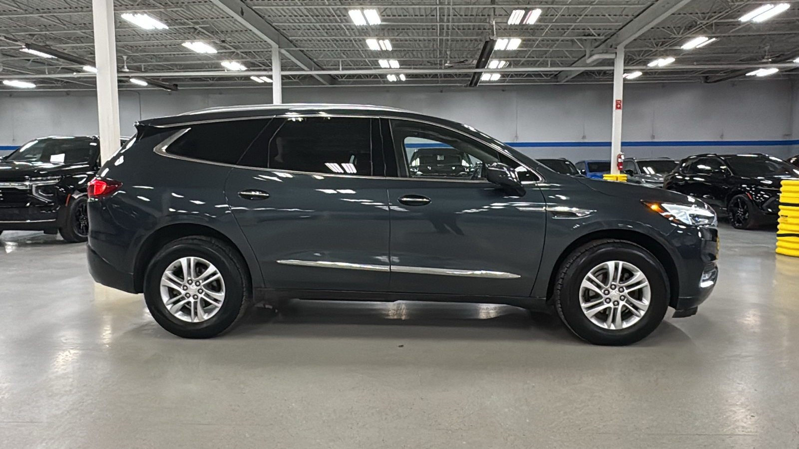 2018 Buick Enclave Essence 4