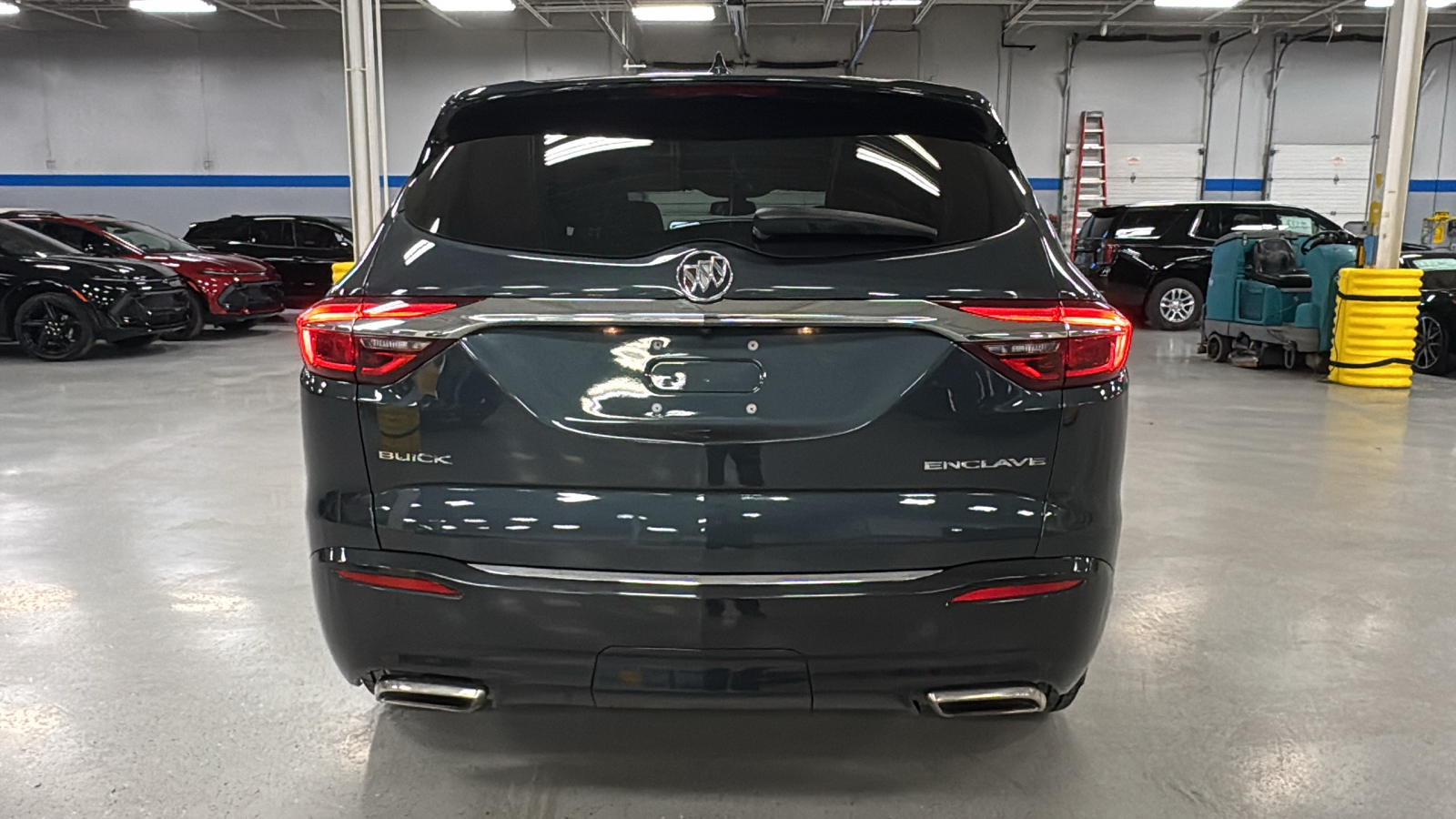 2018 Buick Enclave Essence 6