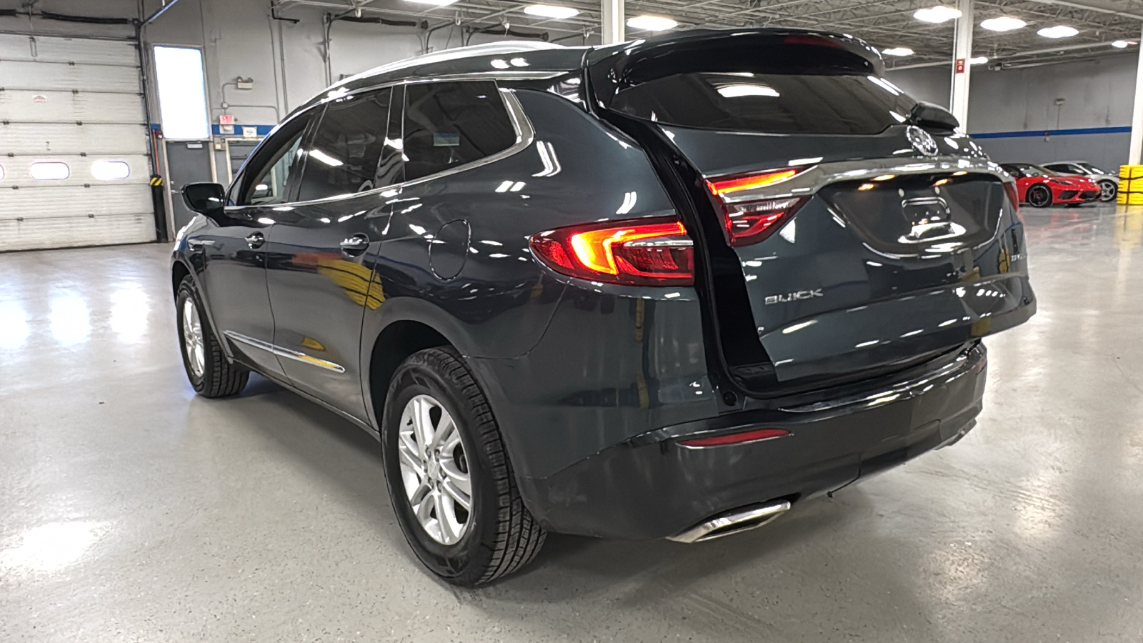 2018 Buick Enclave Essence 8