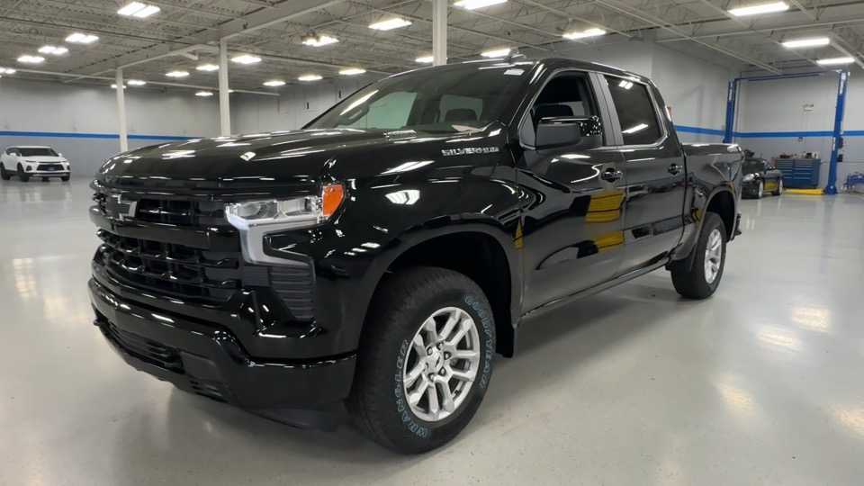 2025 Chevrolet Silverado 1500 RST 19