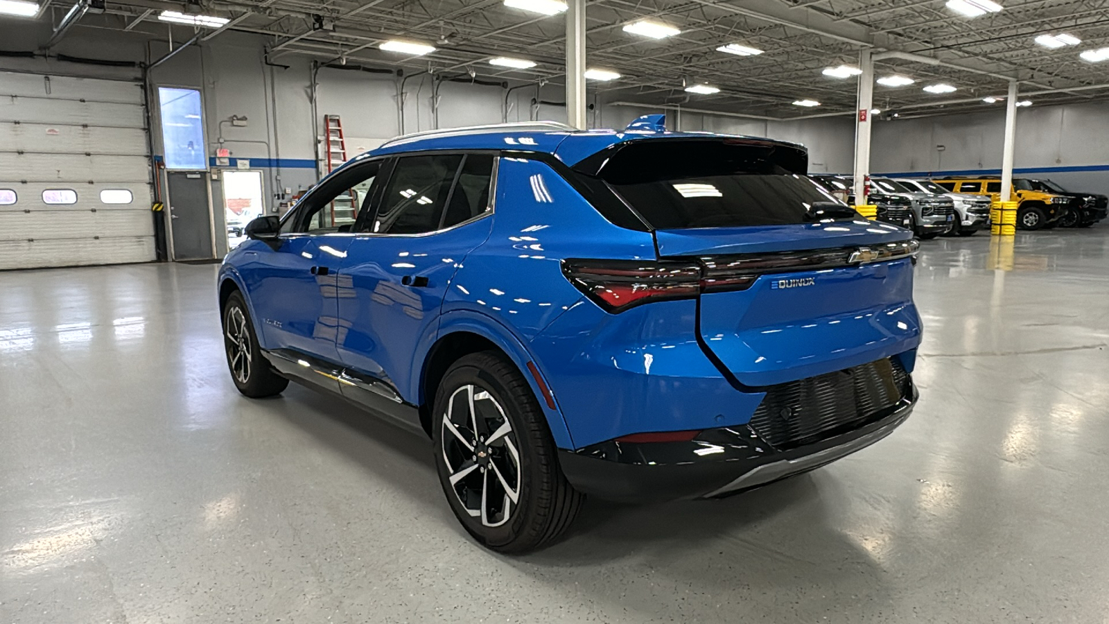 2025 Chevrolet Equinox EV LT 8