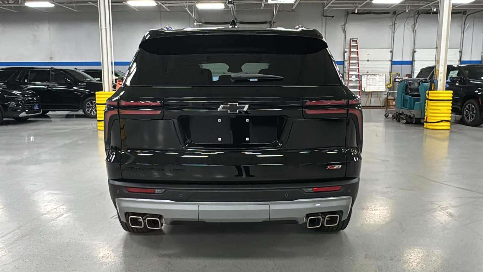 2025 Chevrolet Traverse Z71 5