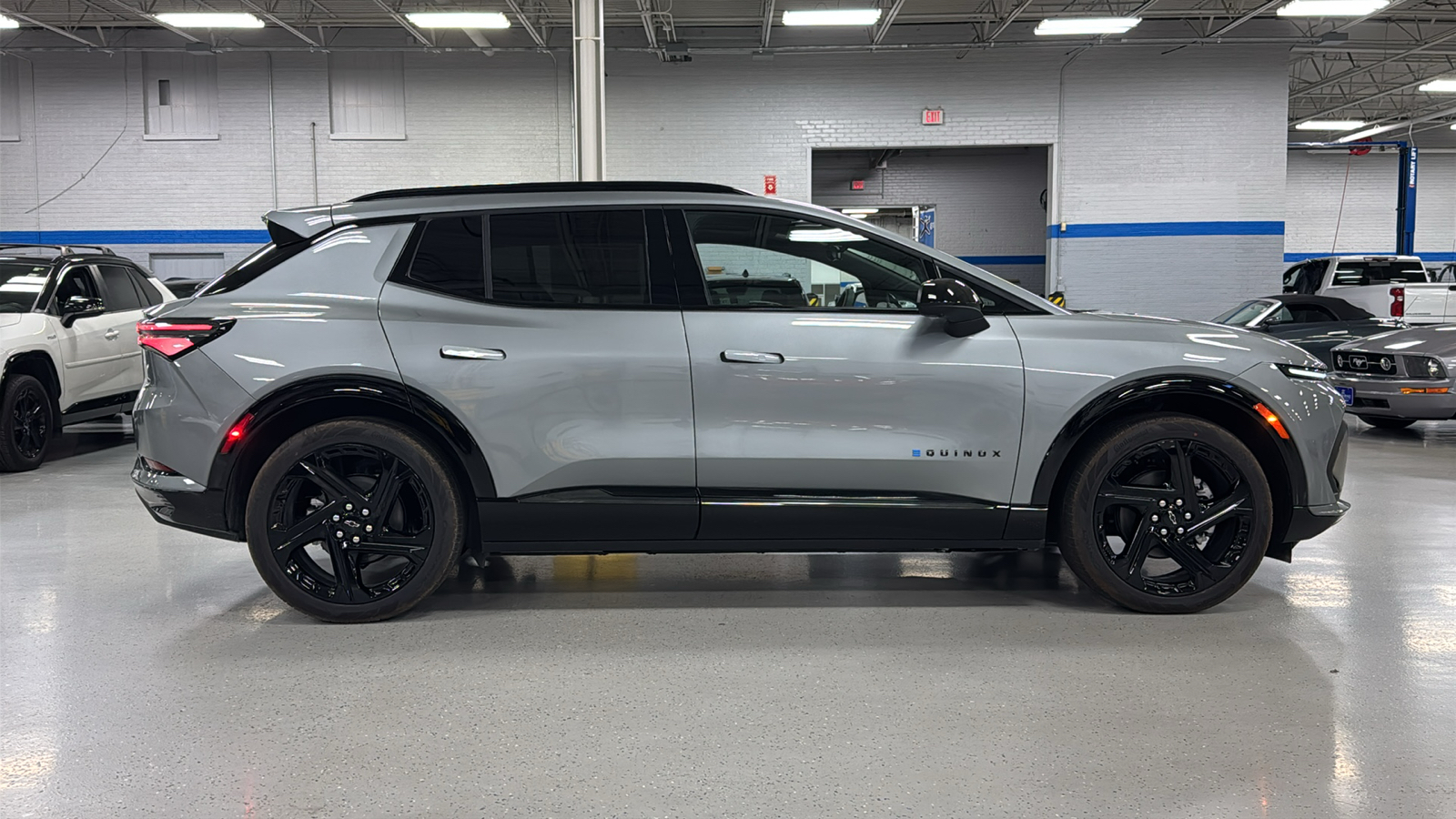 2025 Chevrolet Equinox EV RS 3