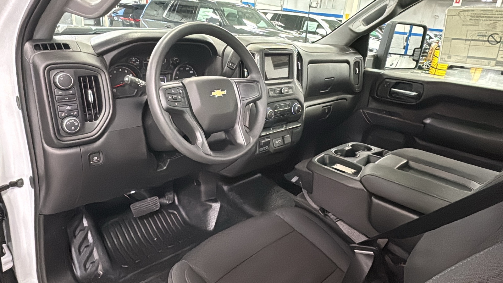 2025 Chevrolet Silverado 2500HD Work Truck 8