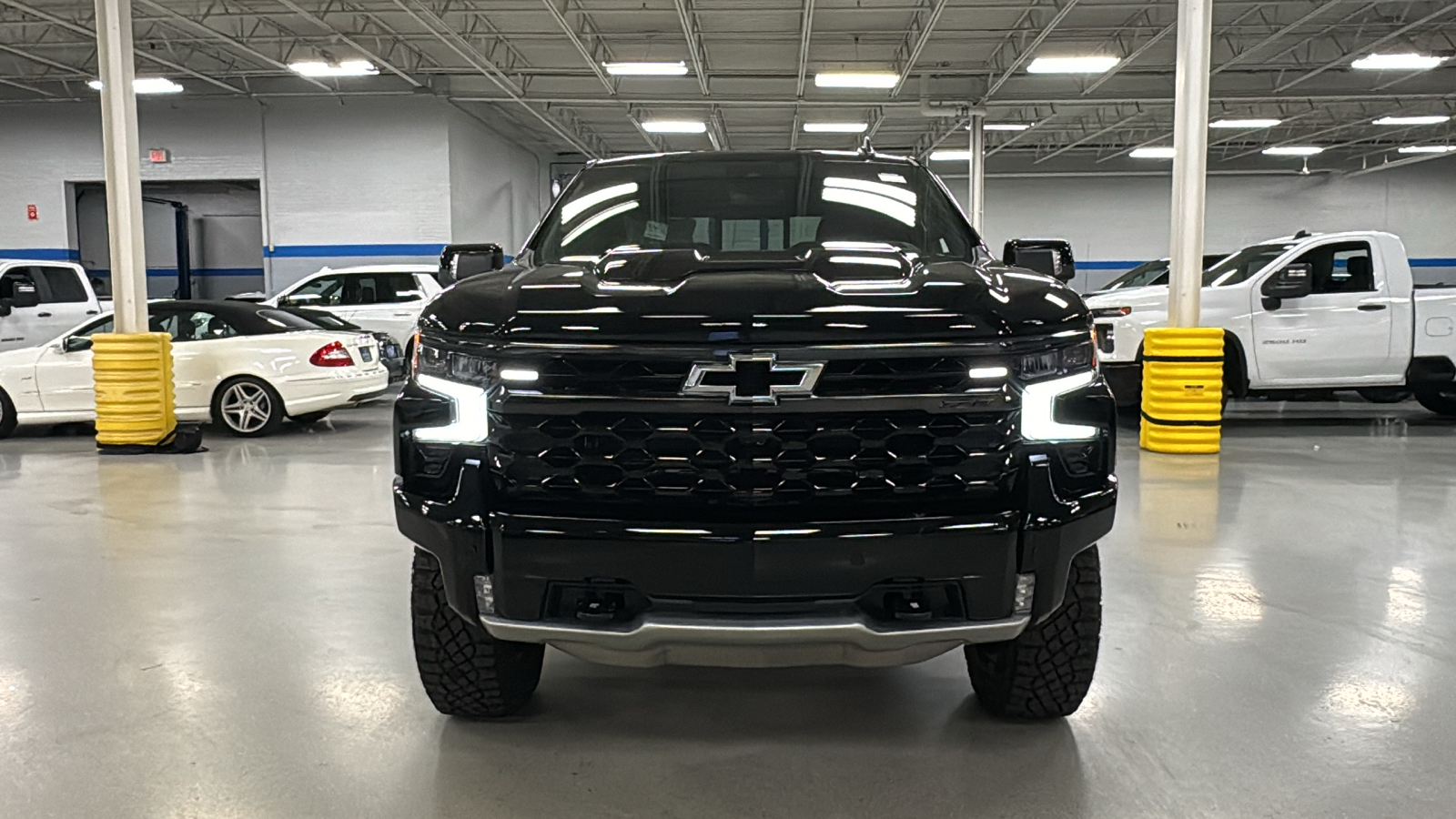 2025 Chevrolet Silverado 1500 ZR2 44