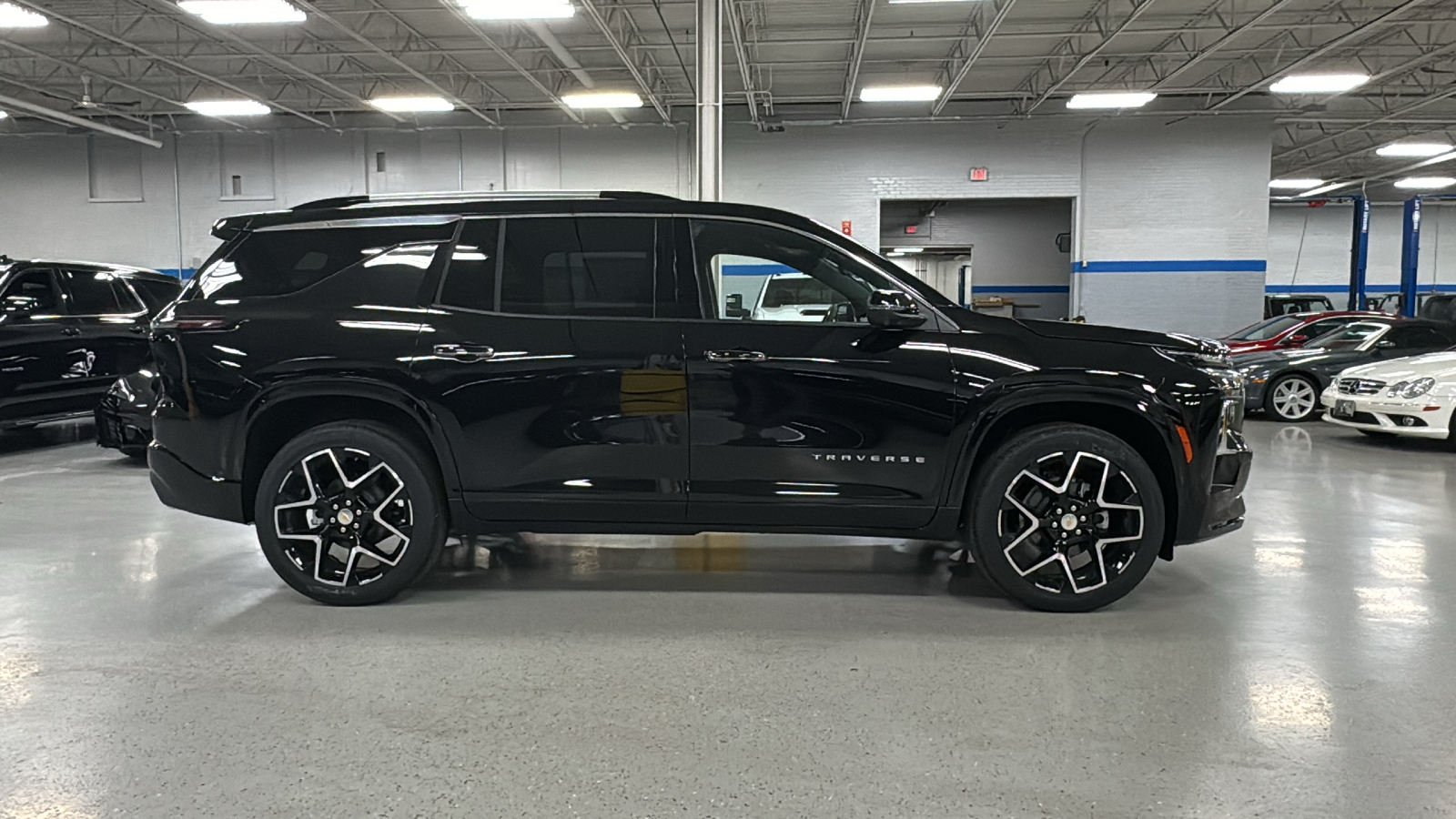 2025 Chevrolet Traverse High Country 3