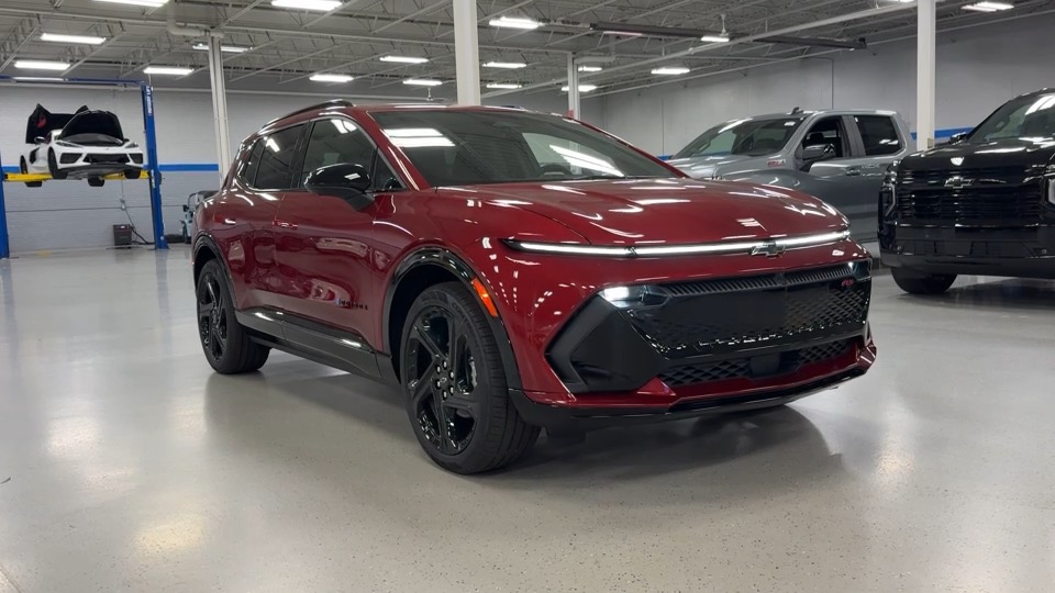 2025 Chevrolet Equinox EV RS 2