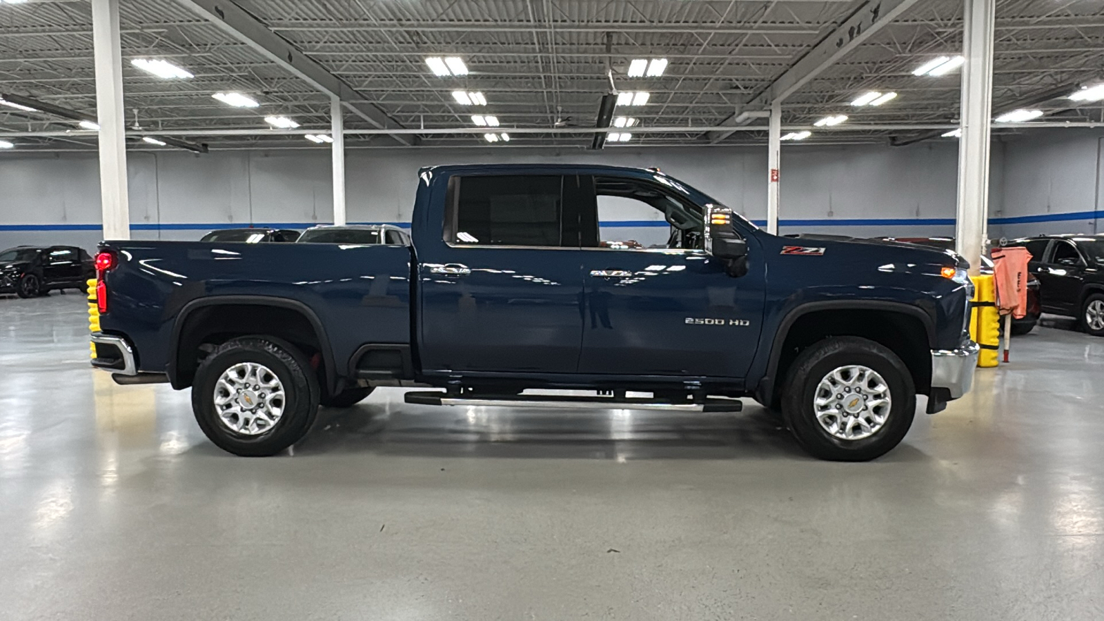 2023 Chevrolet Silverado 2500HD LTZ 3