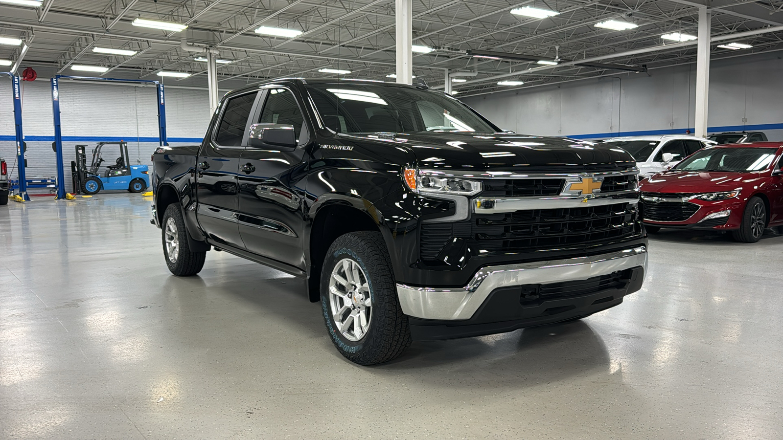 2025 Chevrolet Silverado 1500 LT 1