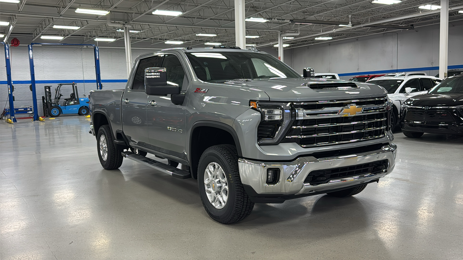 2025 Chevrolet Silverado 2500HD LTZ 2