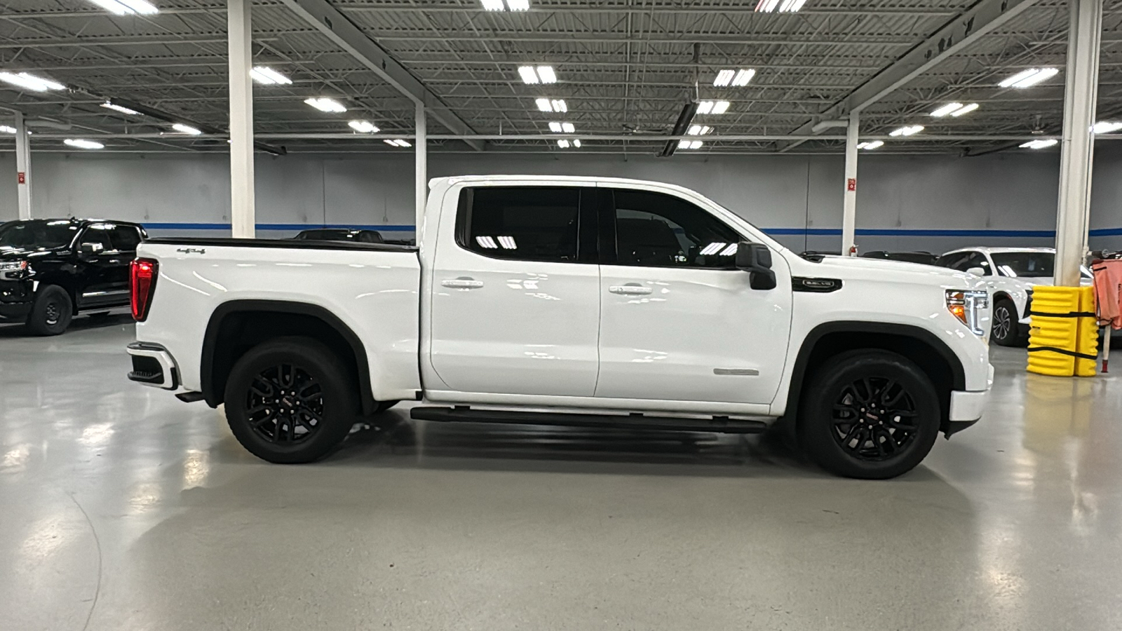 2021 GMC Sierra 1500 Elevation 4