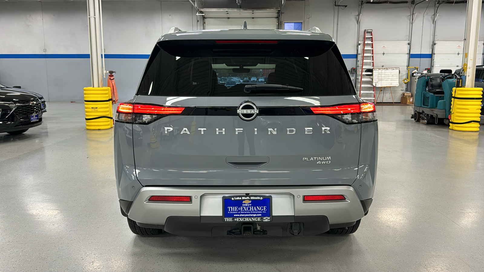 2024 Nissan Pathfinder Platinum 5