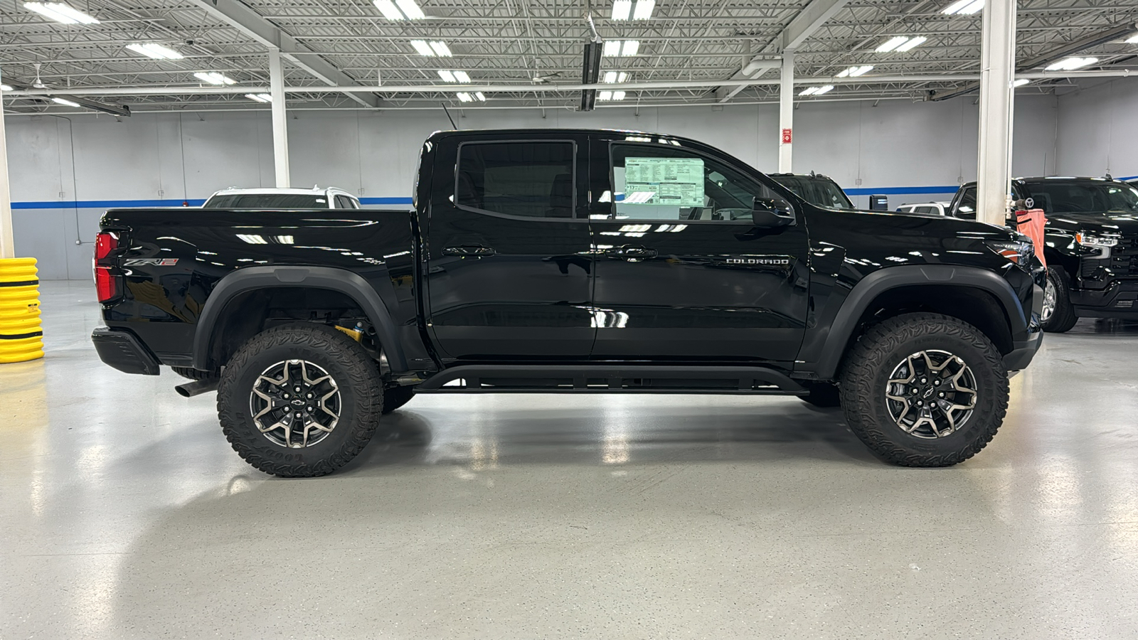 2024 Chevrolet Colorado ZR2 3