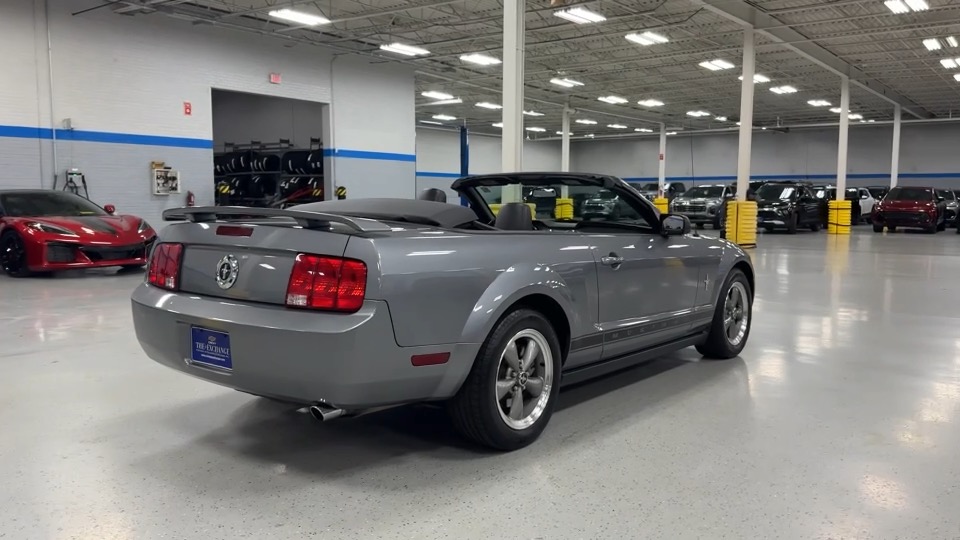 2006 Ford Mustang V6 4