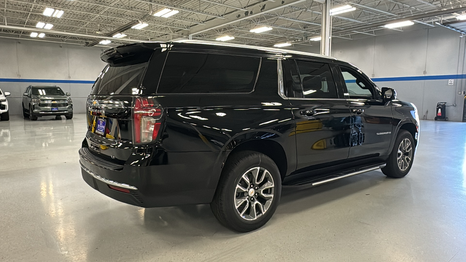 2024 Chevrolet Suburban LT 4