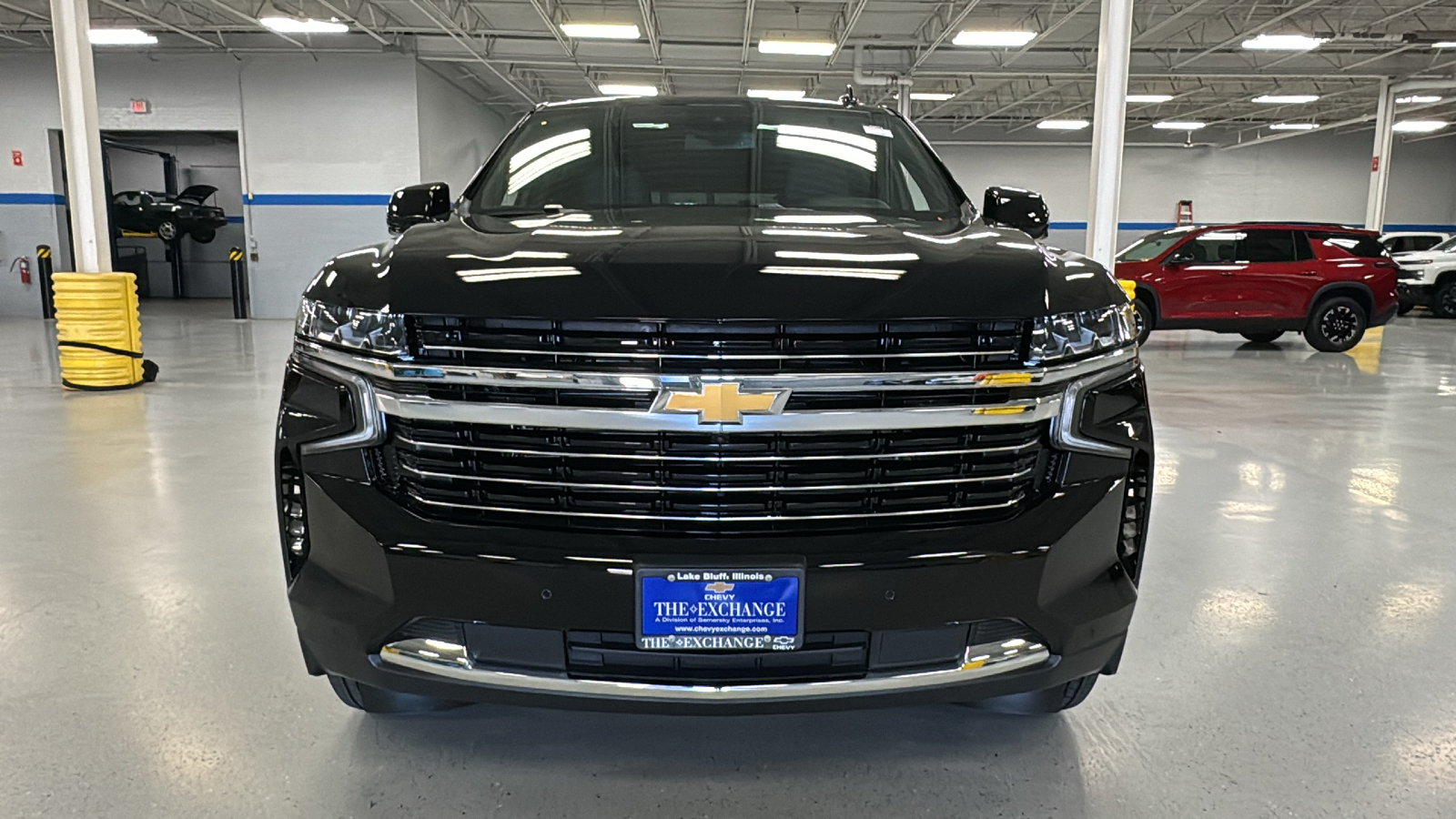 2024 Chevrolet Suburban LT 21