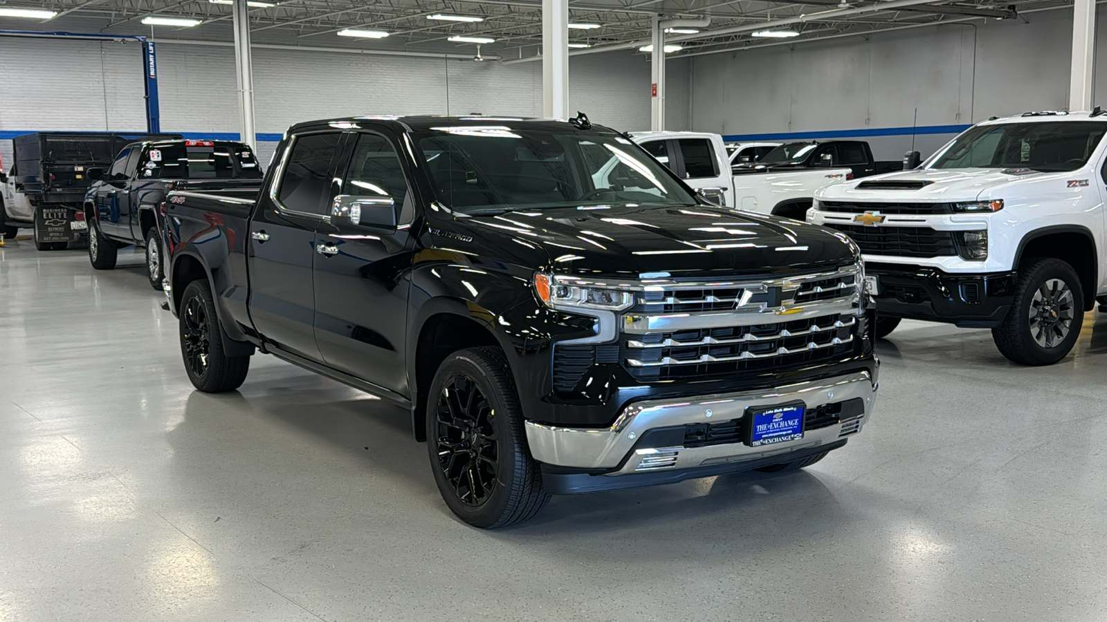 2024 Chevrolet Silverado 1500 LTZ 2