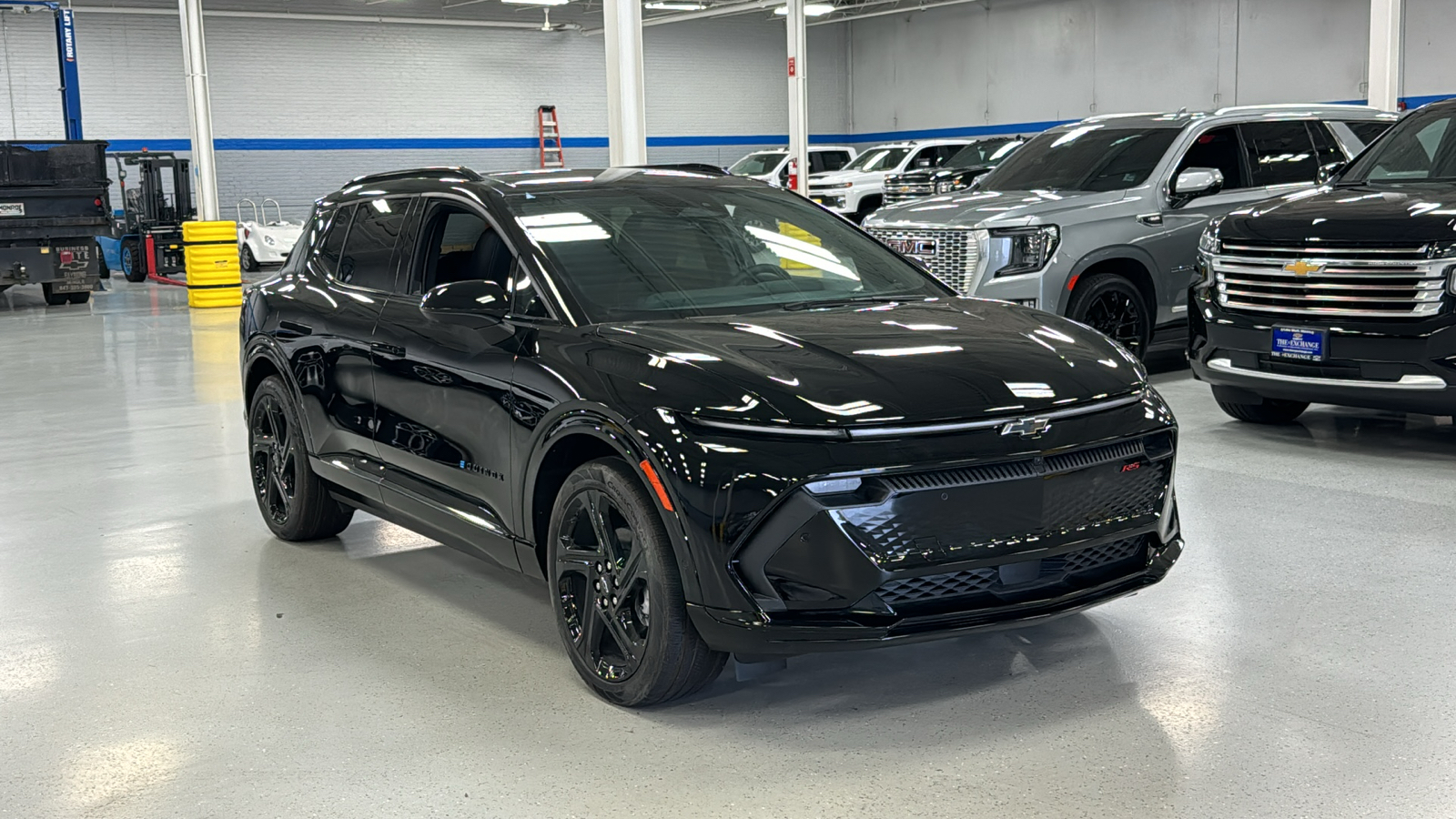 2024 Chevrolet Equinox EV RS 2