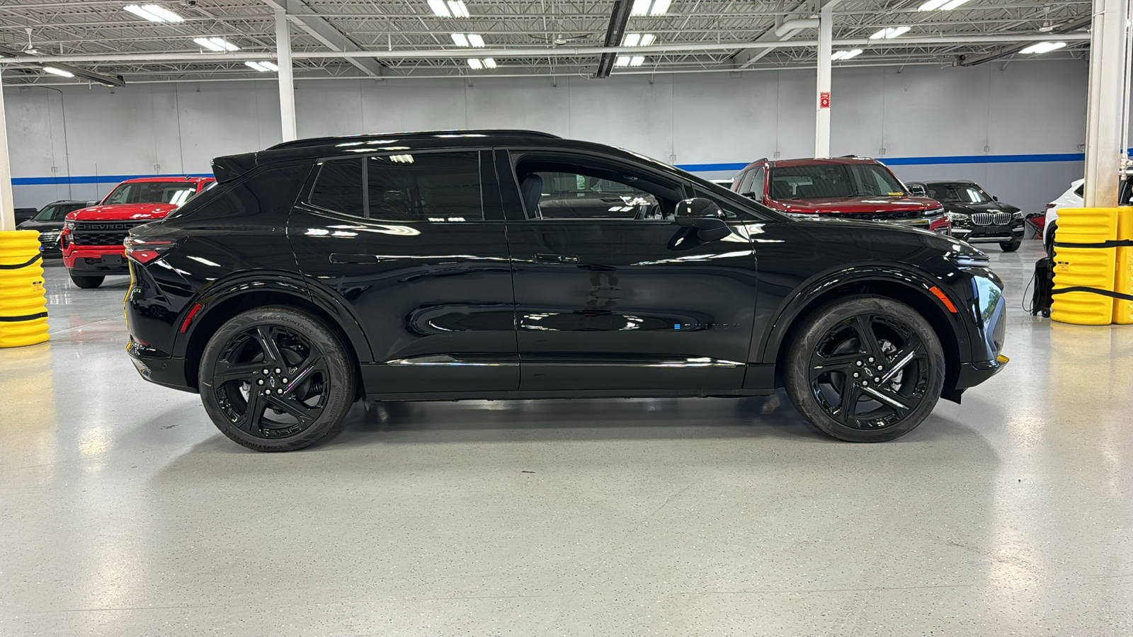 2024 Chevrolet Equinox EV RS 3