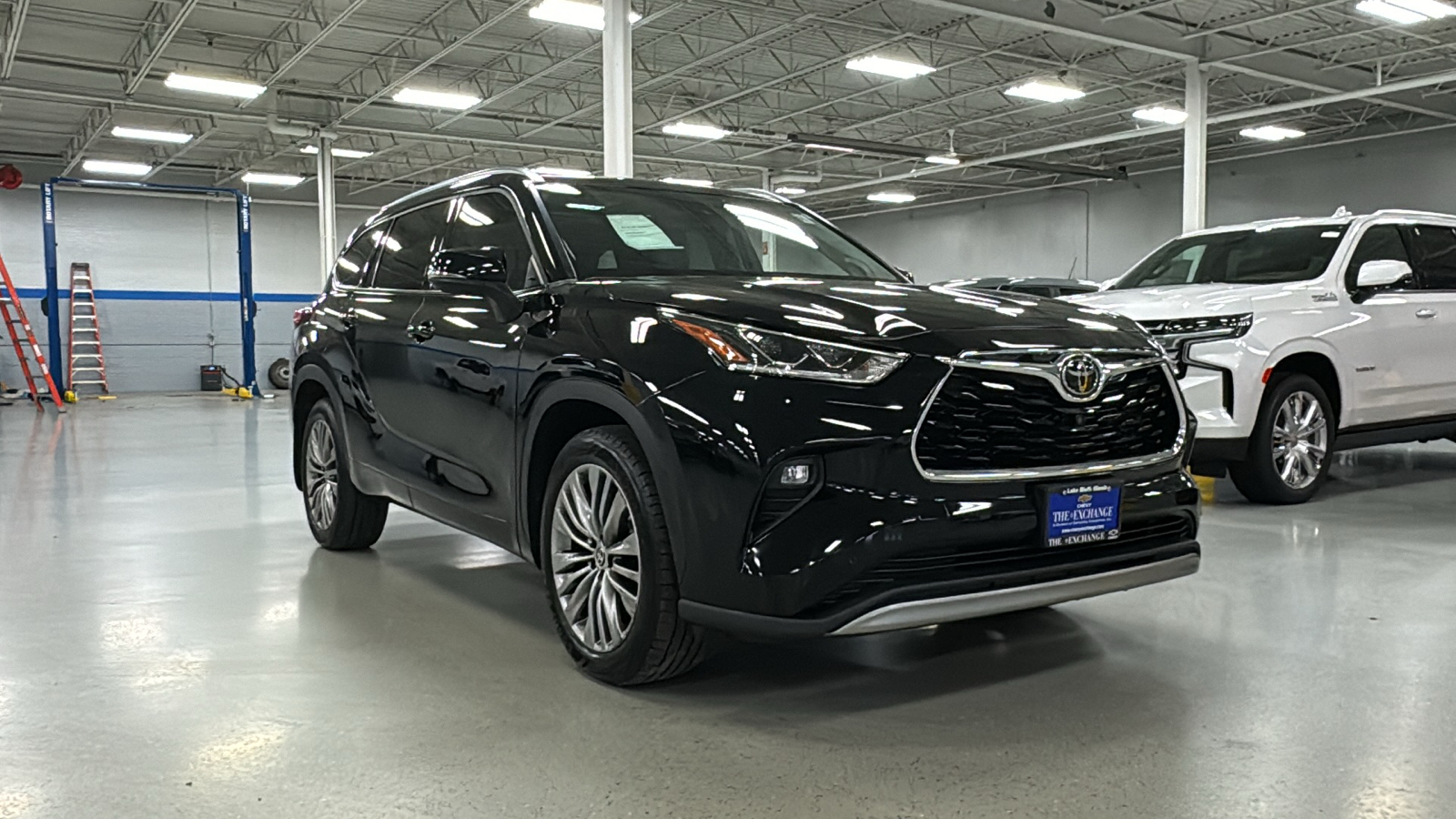 2021 Toyota Highlander Platinum 1