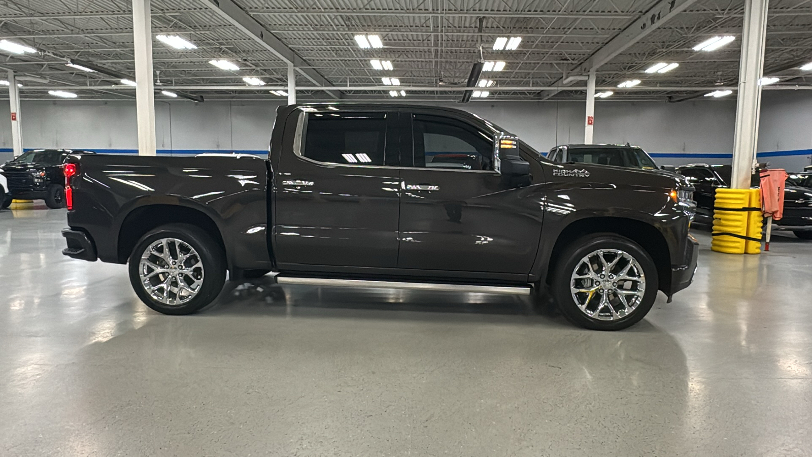 2021 Chevrolet Silverado 1500 High Country 3