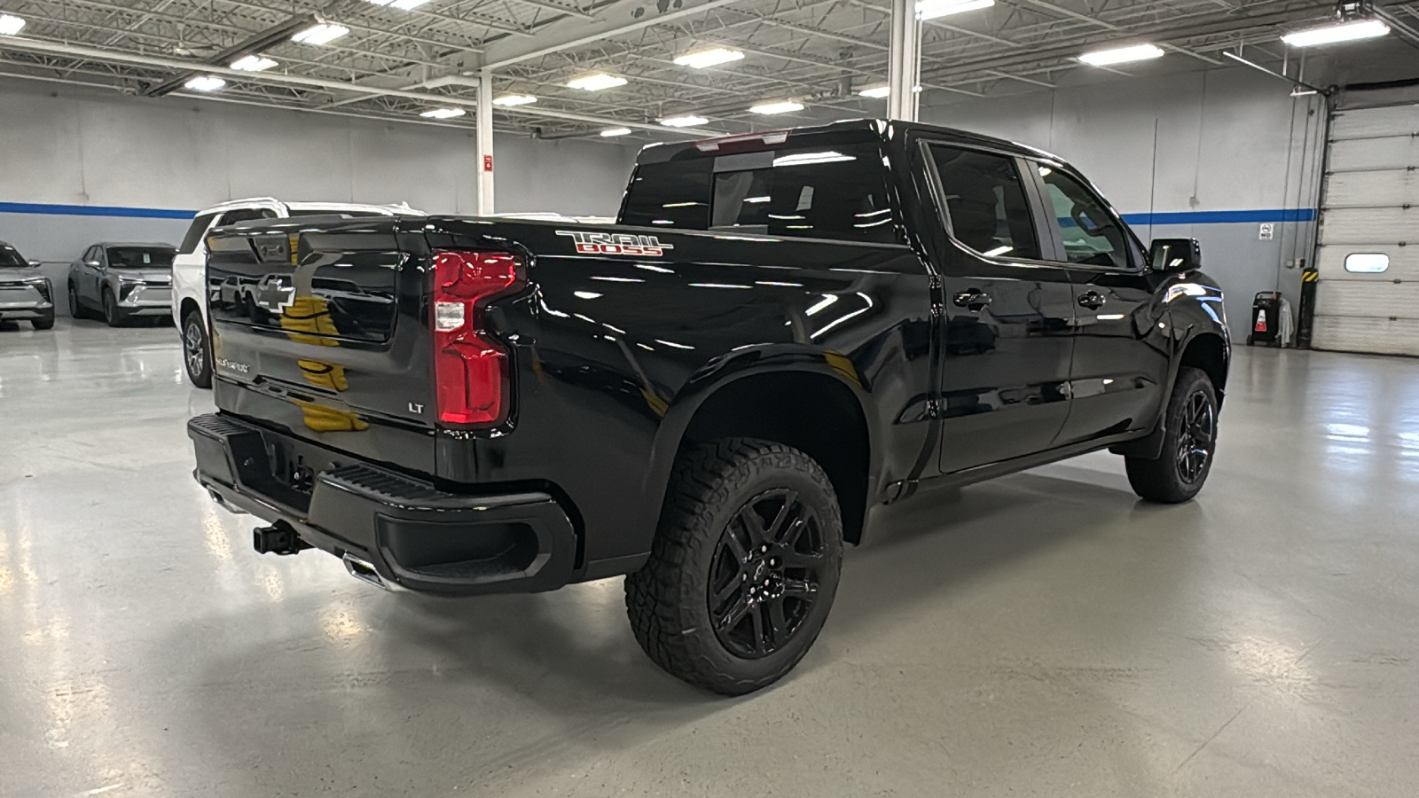 2024 Chevrolet Silverado 1500 LT Trail Boss 5