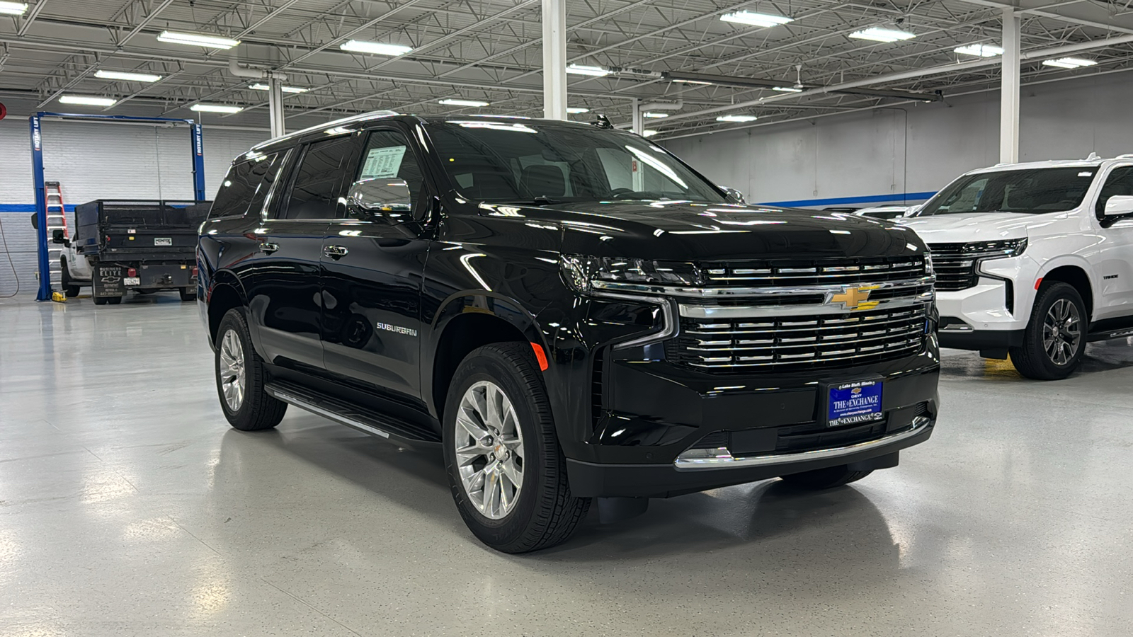 2024 Chevrolet Suburban Premier 1