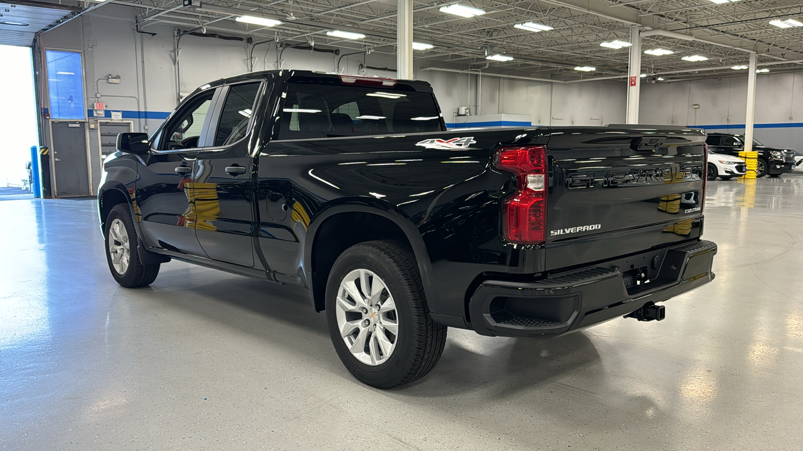 2024 Chevrolet Silverado 1500 Custom 6