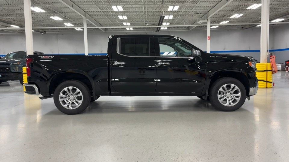 2024 Chevrolet Silverado 1500 LTZ 3