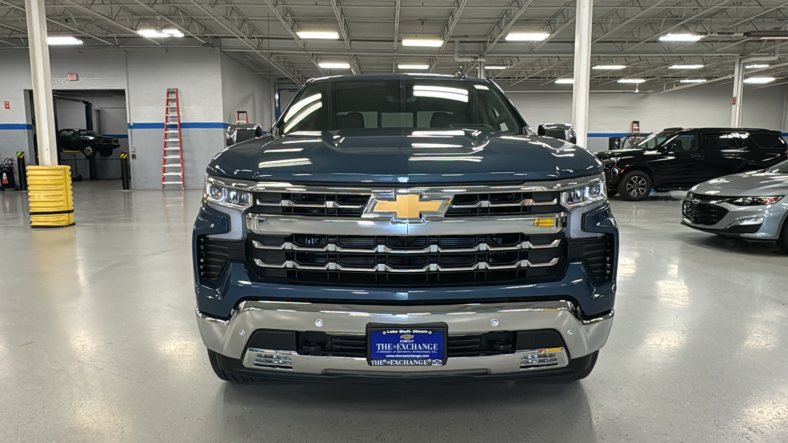 2024 Chevrolet Silverado 1500 LTZ 24