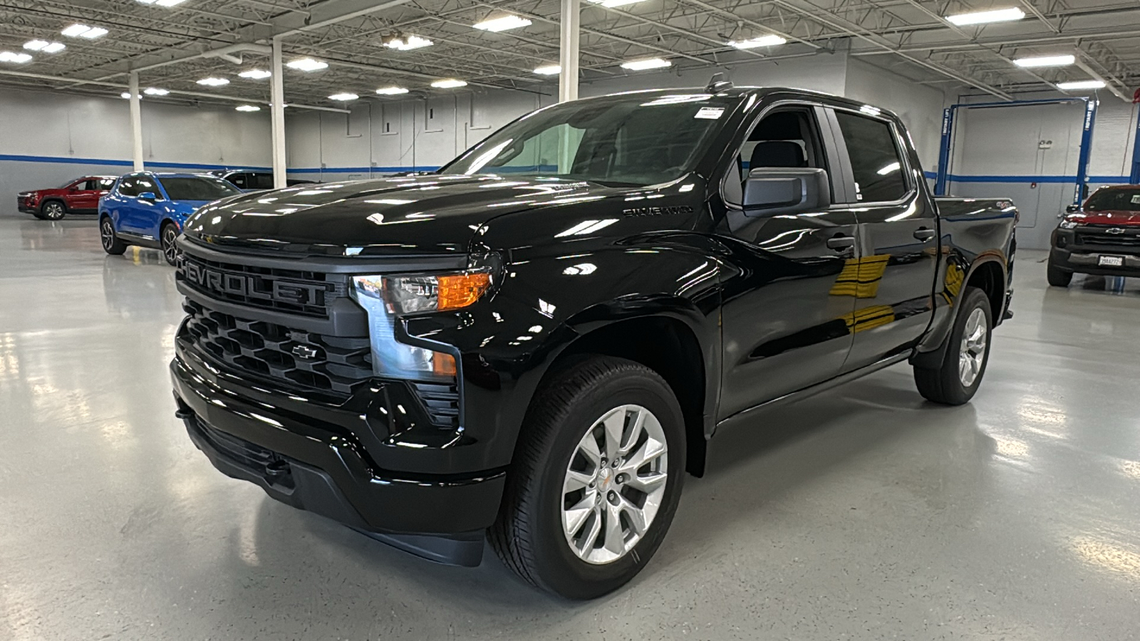 2024 Chevrolet Silverado 1500 Custom 19