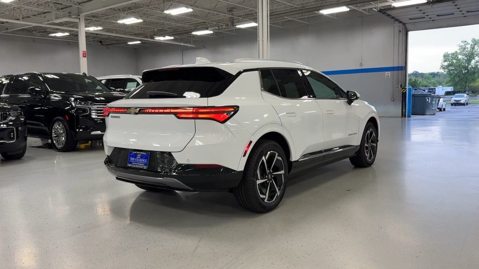 2024 Chevrolet Equinox EV LT 4