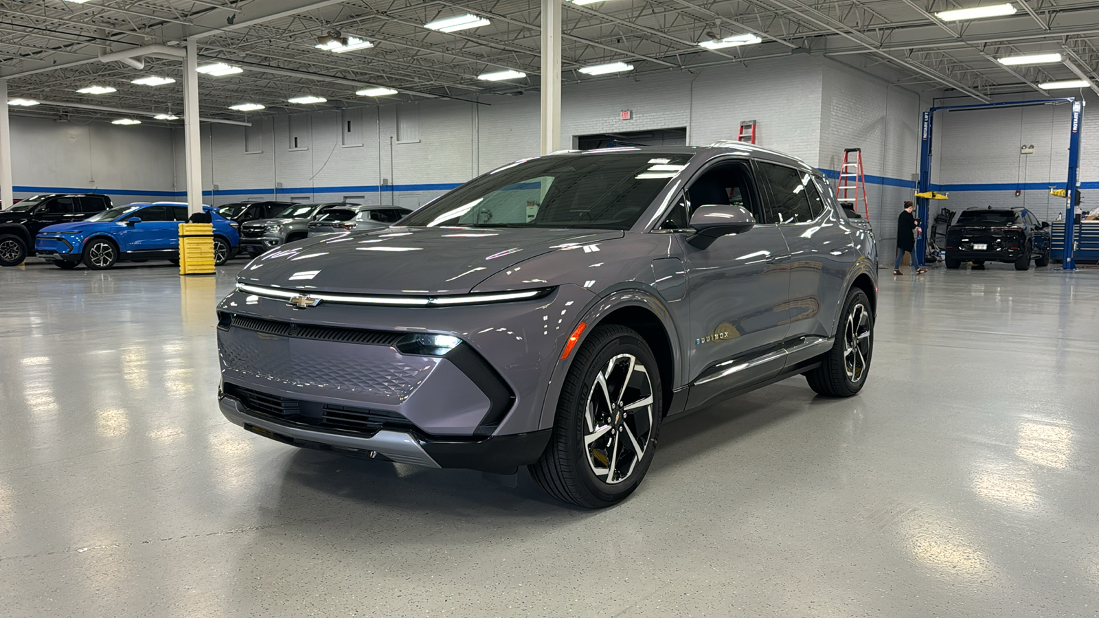 2024 Chevrolet Equinox EV LT 19