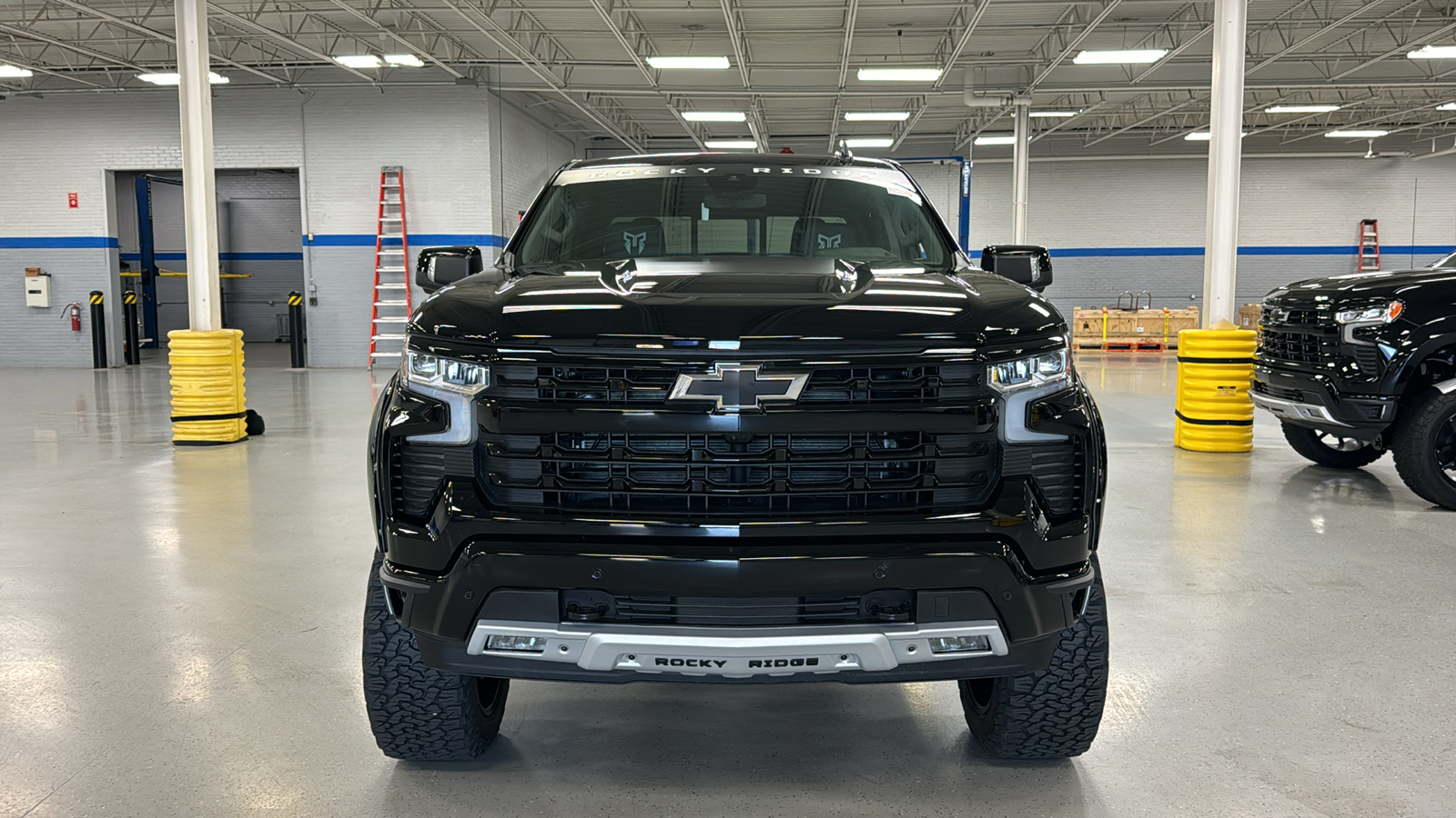 2024 Chevrolet Silverado 1500 RST 32