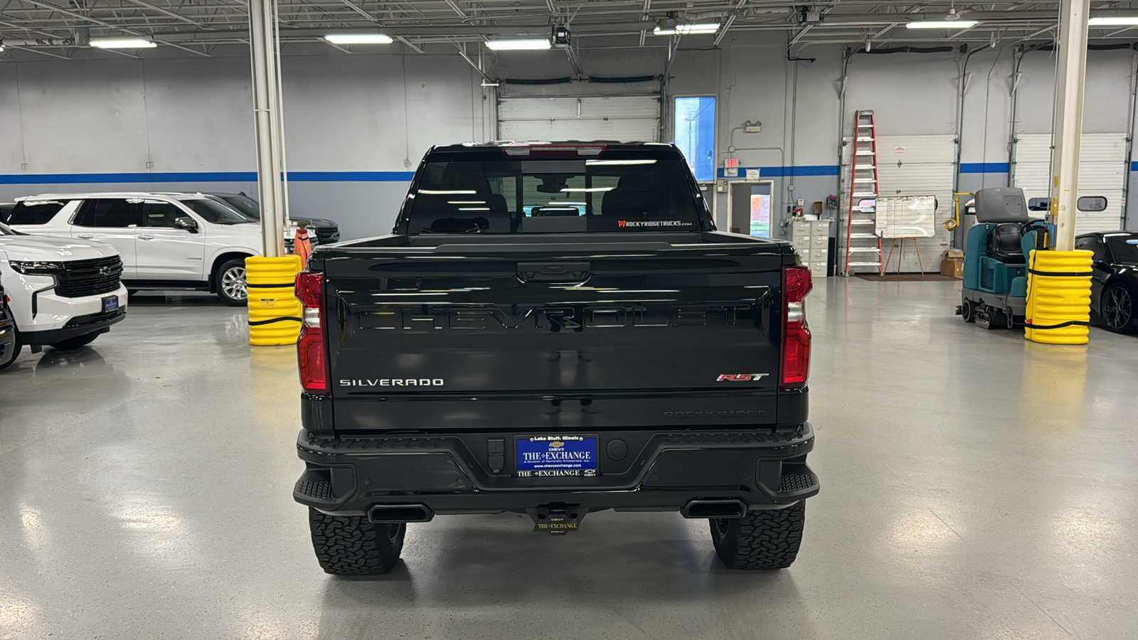 2024 Chevrolet Silverado 1500 RST 5