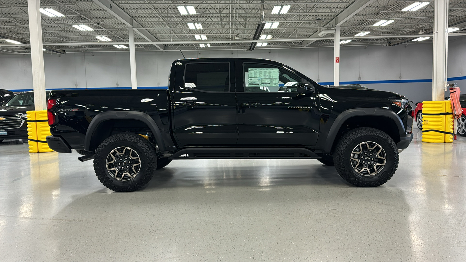 2024 Chevrolet Colorado ZR2 3