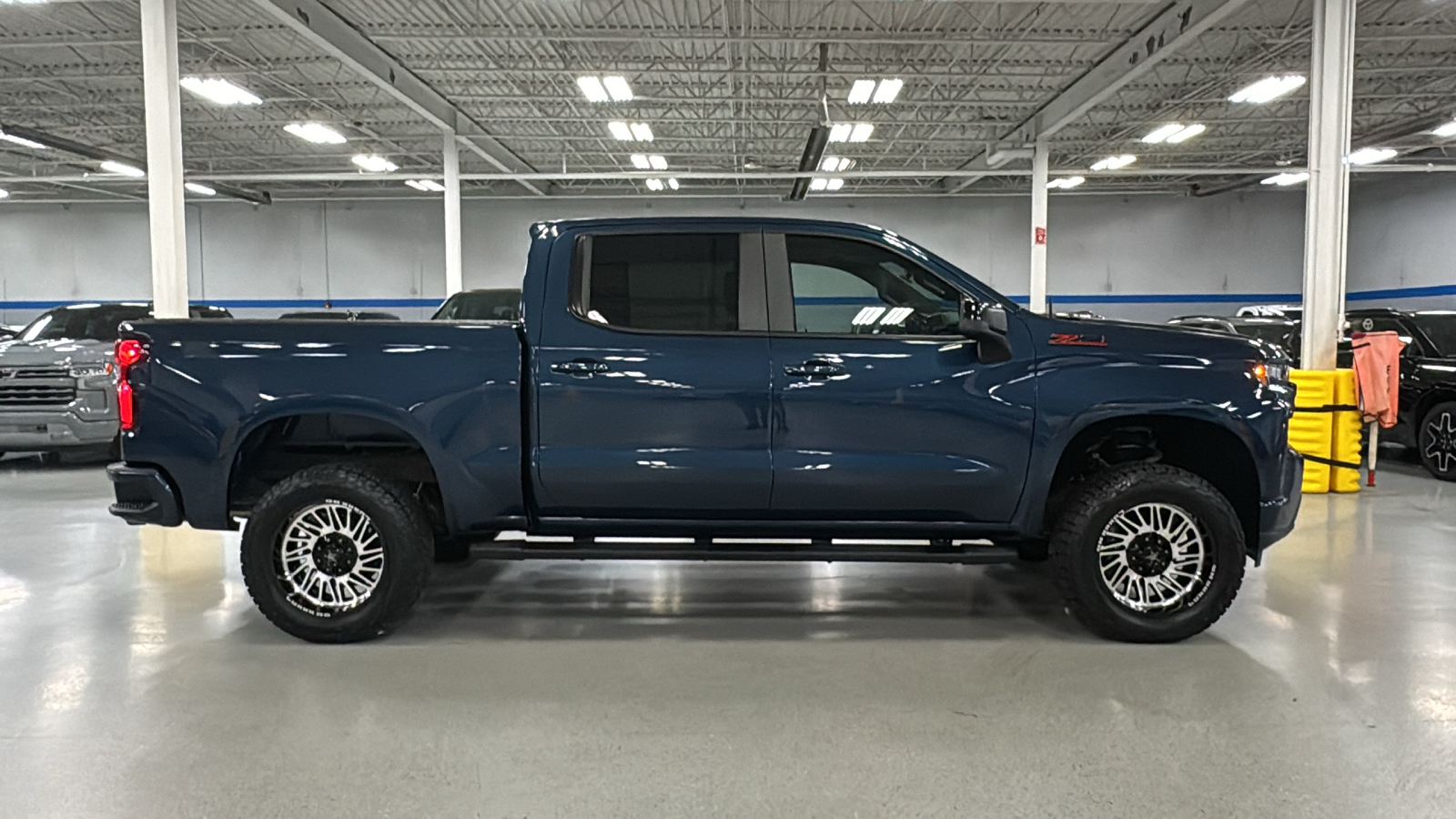 2019 Chevrolet Silverado 1500 RST 4