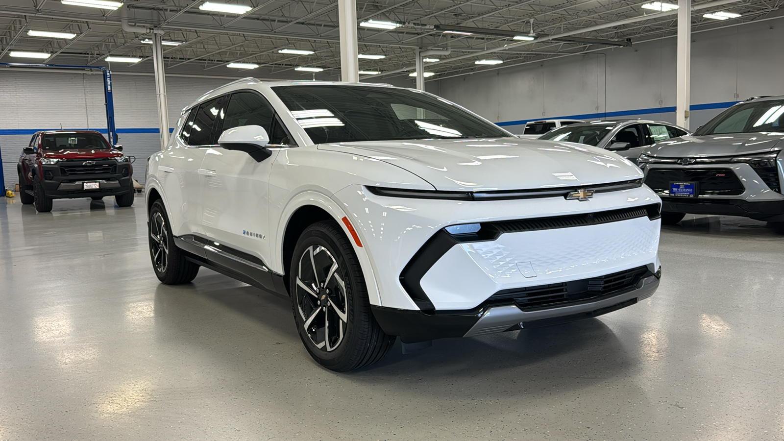 2024 Chevrolet Equinox EV LT 1