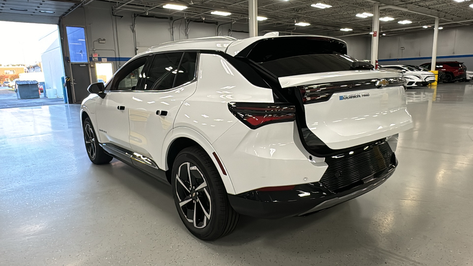 2024 Chevrolet Equinox EV LT 8