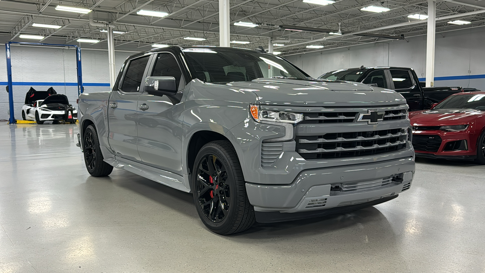 2024 Chevrolet Silverado 1500 RST 2