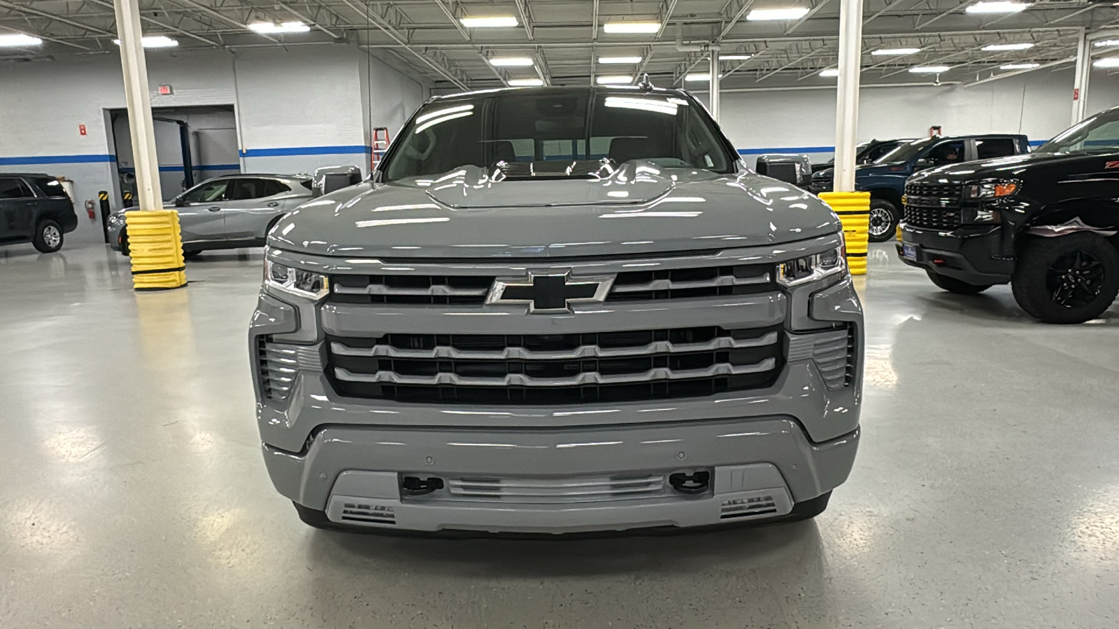 2024 Chevrolet Silverado 1500 RST 26